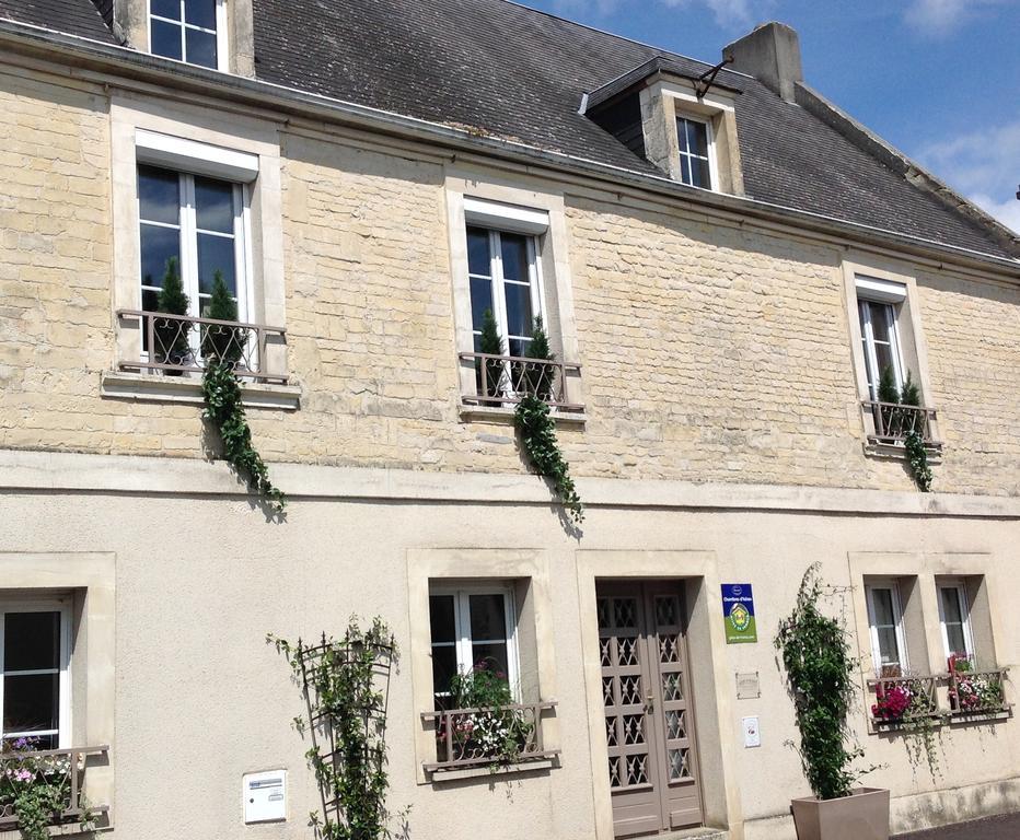 L'Hôme du Monde Bretteville-l'Orgueilleuse Exterior foto